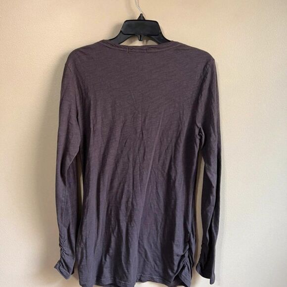 Mododoc large long sleeve top - Picture 3 of 3